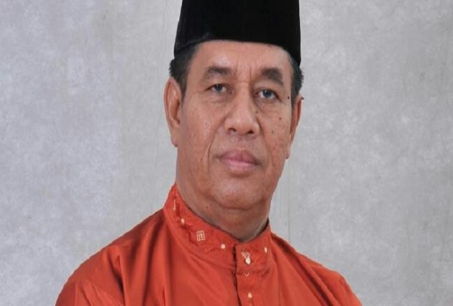 Plh Sekdaprov Riau Ahmad Syah Harrofie.